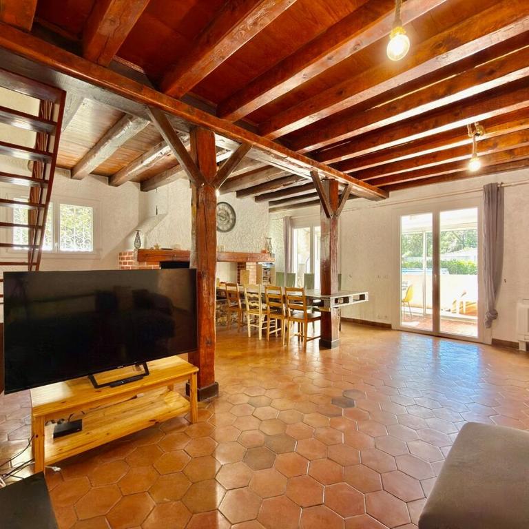 Maison Familiale - Jardin & Véranda - BBQ - Maison 5 Chambres - 7