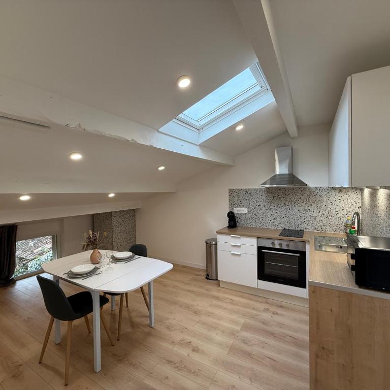 Cocon climatisé sous les combles - Appartement 1 Chambre - 1