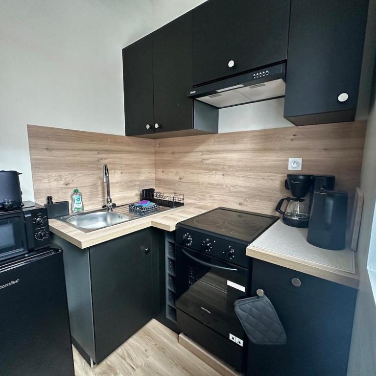 Constantine - elegant studio with private parking - Deluxe Studio - 24