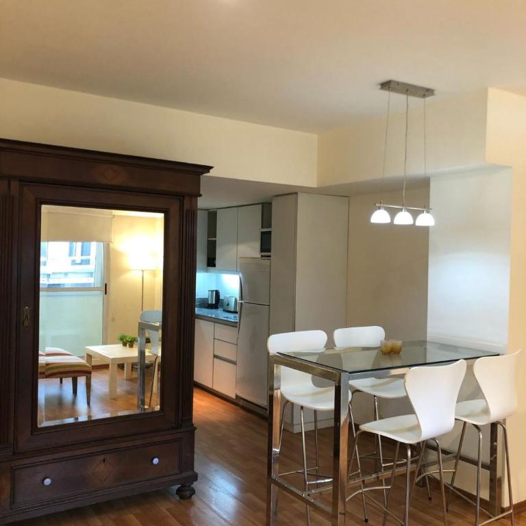 Amplio y luminoso Monoambiente en Palermo - One-Bedroom Apartment - 11