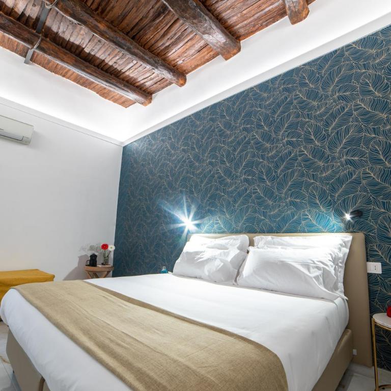 B&B Napoli Time Toledo - Camera Tripla Deluxe - 3