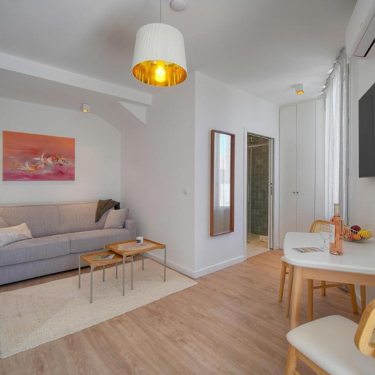 FRGK "Villa Pont Saint-Victor Piscine Privée 4 Chambres Cannes" - Villa avec Piscine Privée - 74