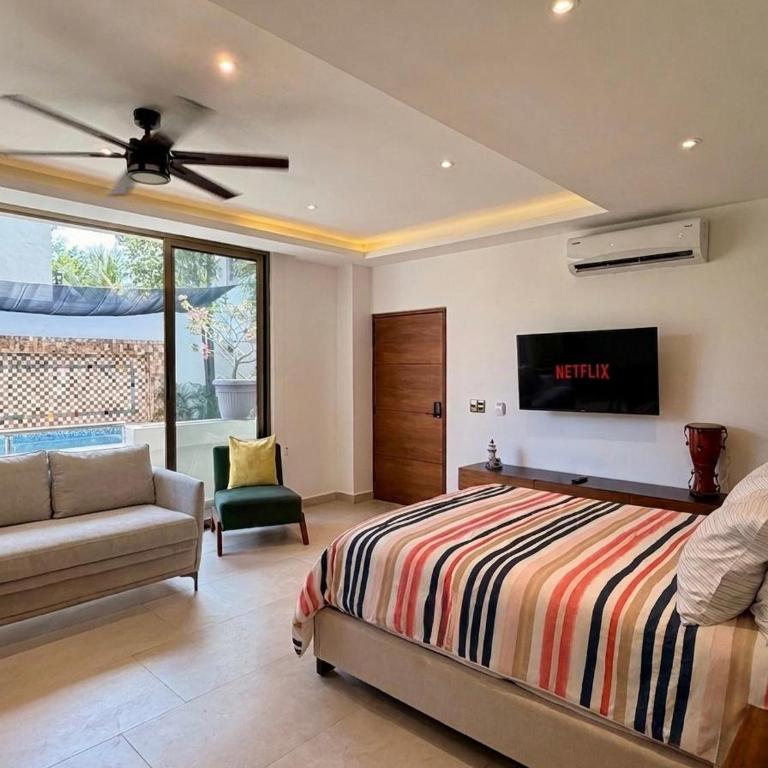 Akbal Cancun - One-Bedroom Loft Apartment with One Queen Bed - 1