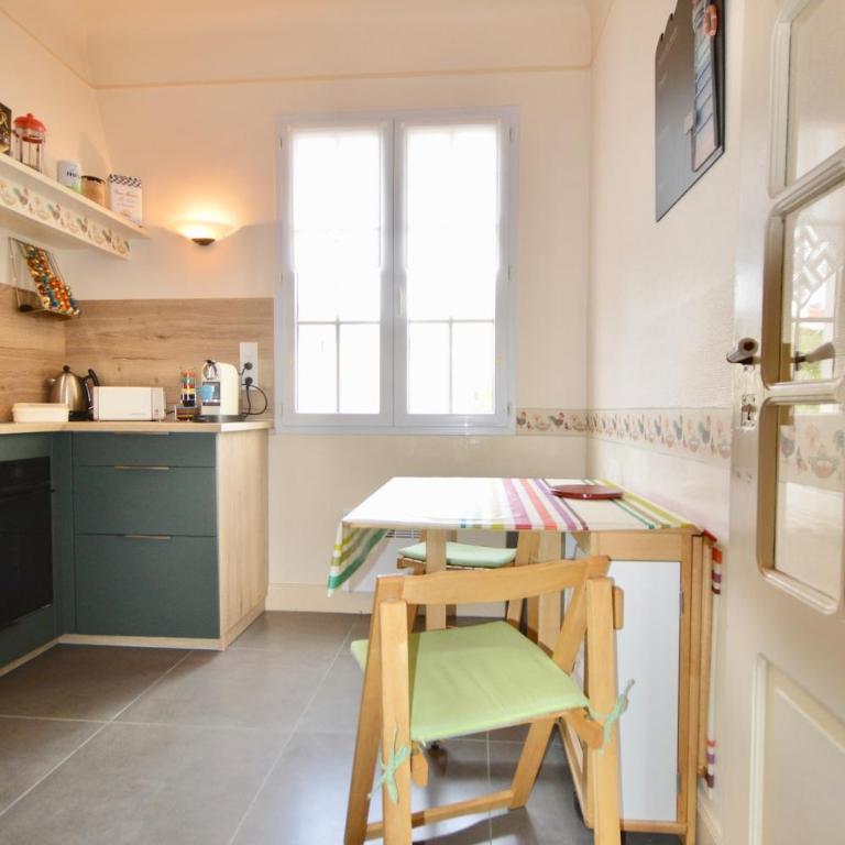 Biarritz - Cozy 2-bedroom apartment - balcony - 6 people - Appartamento con 2 Camere da Letto - 4