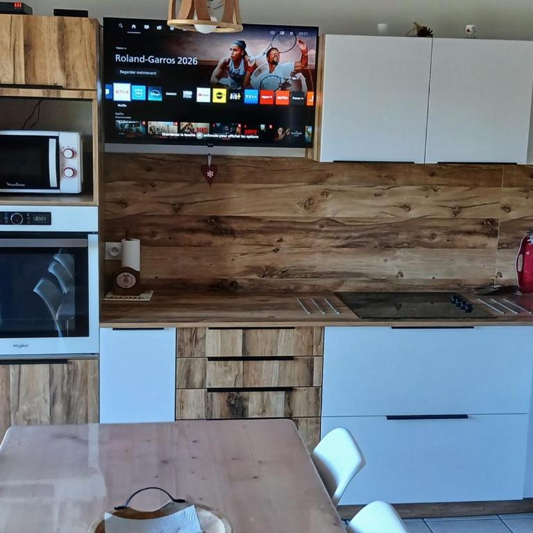 Chalet rénové 7 pers avec terrasse, local ski et parking gratuit - FR-1-863-11 - Chalé (7 adultos) - 1
