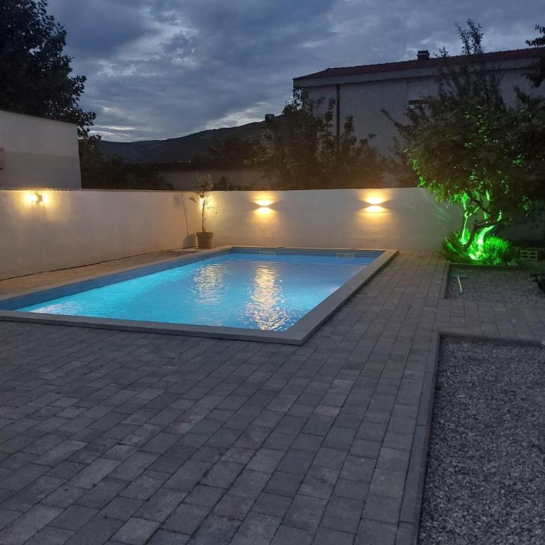 Portofino Guest House Blagaj - One-Bedroom House - 4