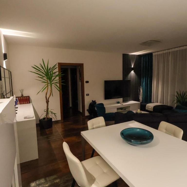 Blu Petrolio Stay-Karabas Apartments-parcheggio - Appartamento con 2 Camere da Letto e Terrazza - 66