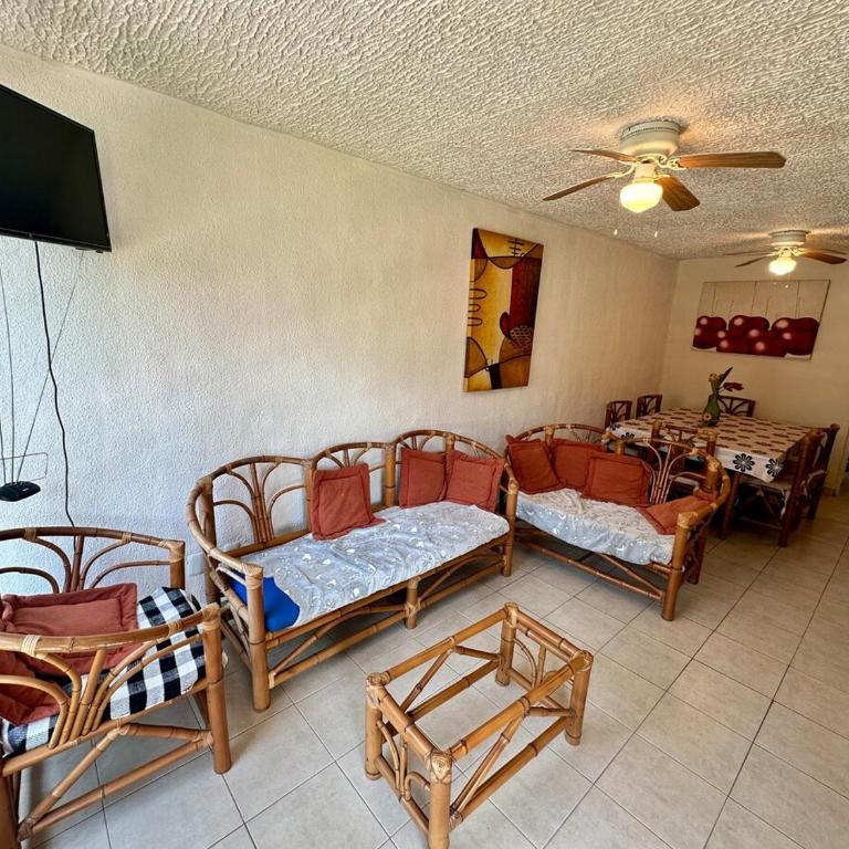 3 bedroom house with pool and palapa Acapulco - Casa de 3 dormitorios - 30