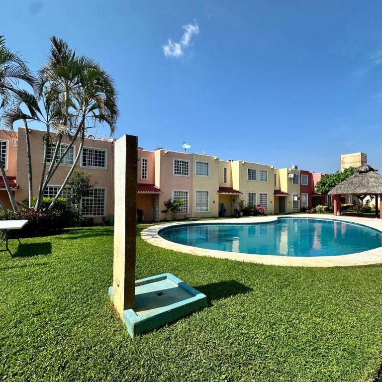 3 bedroom house with pool and palapa Acapulco - Casa de 3 dormitorios - 35