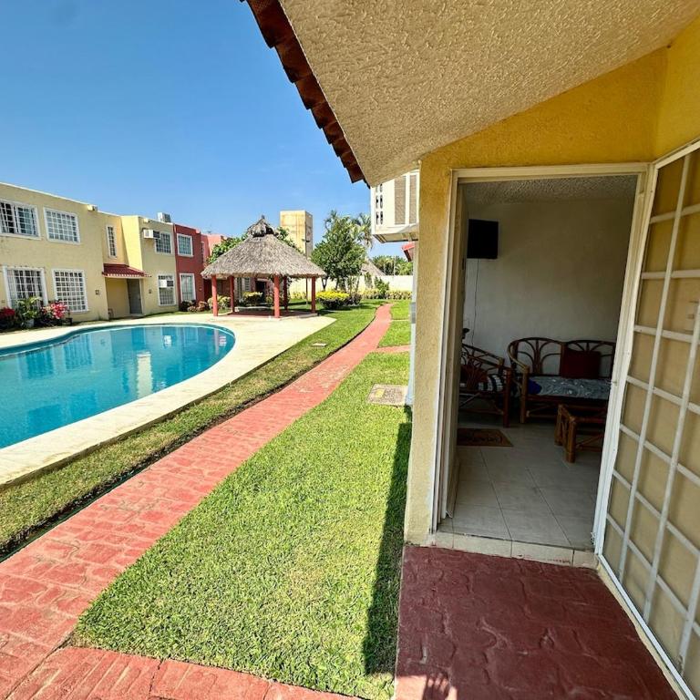 3 bedroom house with pool and palapa Acapulco - Casa de 3 dormitorios - 36