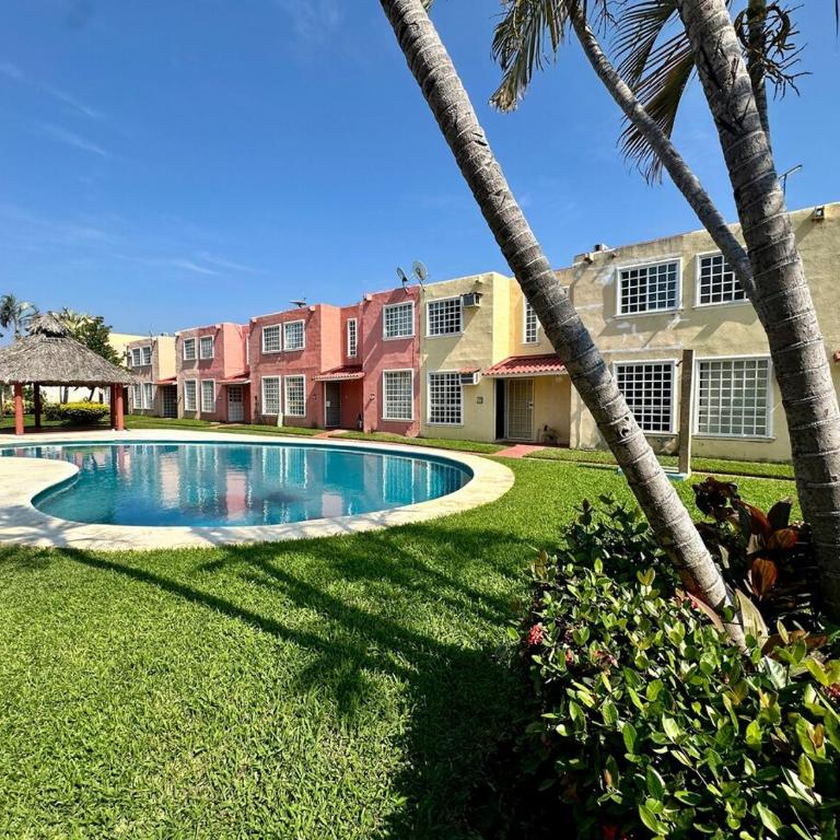 3 bedroom house with pool and palapa Acapulco - Casa de 3 dormitorios - 38