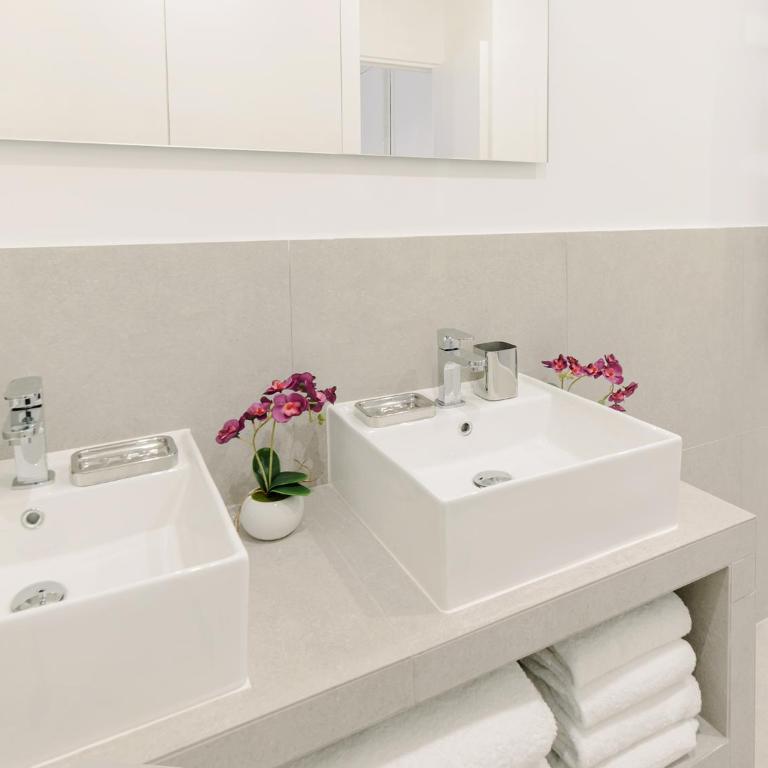 LivinParis - Luxury AC 4 Bedrooms Opera I - Apartamento - 27