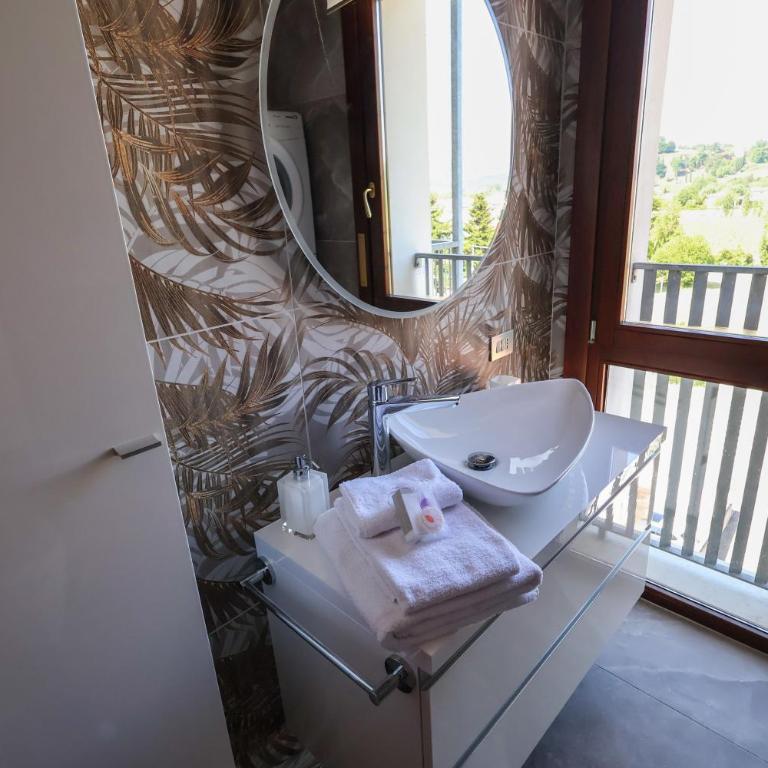 Blu Petrolio Stay-Karabas Apartments-parcheggio - Appartamento con 2 Camere da Letto e Terrazza - 13