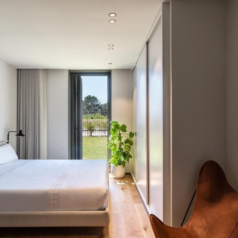 foxos-apartment - Two-Bedroom Apartment with Garden View - 12