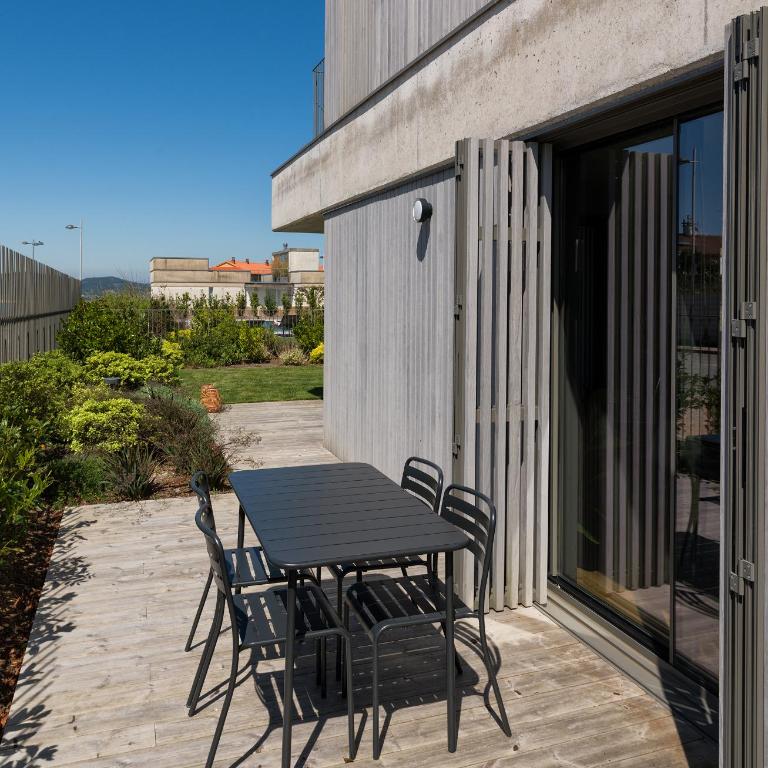foxos-apartment - Two-Bedroom Apartment with Garden View - 23