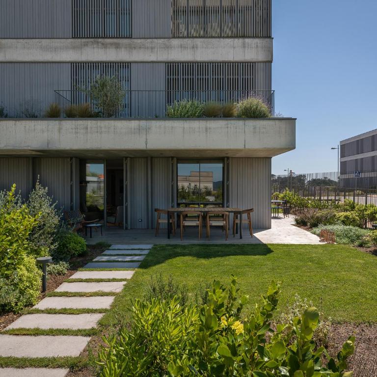 foxos-apartment - Two-Bedroom Apartment with Garden View - 22