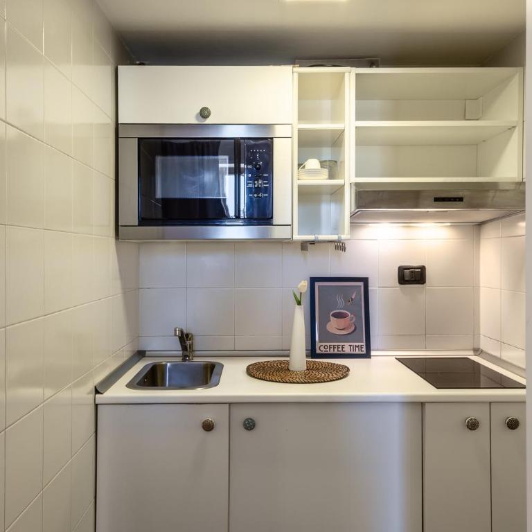 StayEasy Pasteur19 2P - Pasteur Metro - Parking - Appartamento Monolocale con Balcone - 9