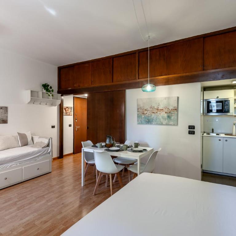 StayEasy Pasteur19 2P - Pasteur Metro - Parking - Appartamento Monolocale con Balcone - 6
