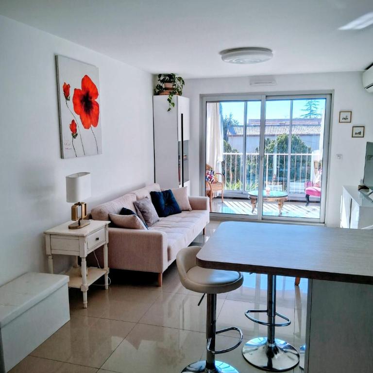 Le Patio Azur Piscine, soleil et parking gratuit - One-Bedroom Apartment - 9