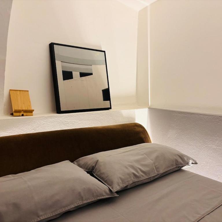 Secret Garden House - Cozy Apartment with Private Patio in Brescia Historic Centre - One-Bedroom Apartment - 20