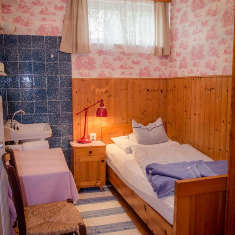 Gästehaus Pension Ria - Einzelzimmer mit Gemeinschaftsbad - Untergeschoss - 5