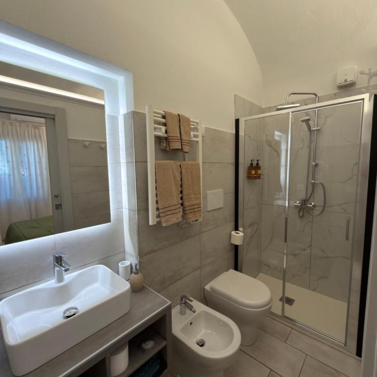 B&B Piccola Stella - Quadruple Room with Private Bathroom - 6