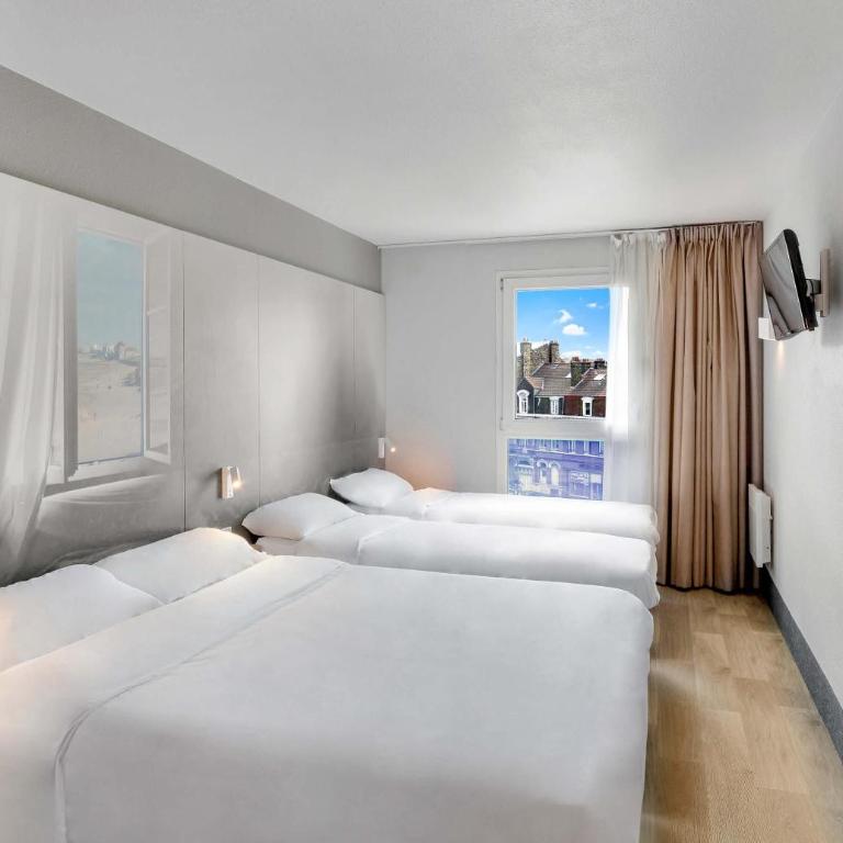 B&B HOTEL Dunkerque Centre Gare - Chambre Quadruple - 1