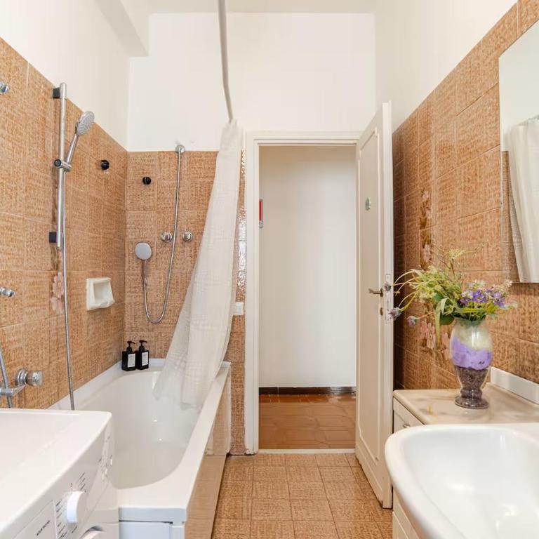 Roman Style II near San Pietro - Appartamento con Balcone - 23