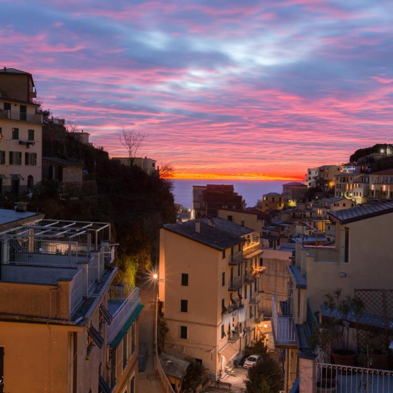 Affittacamere Dai Baracca - Camera Matrimoniale Deluxe con Balcone e Vista Mare - 1