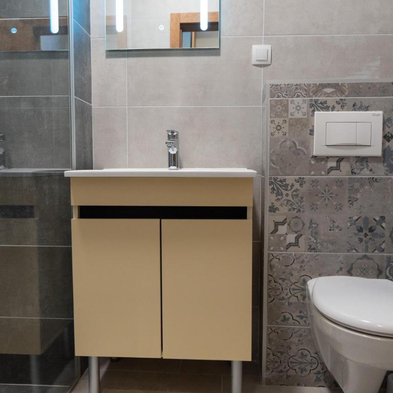 Mahagoni Rooms - Apartman sa 1 Spavaćom Sobom - 13