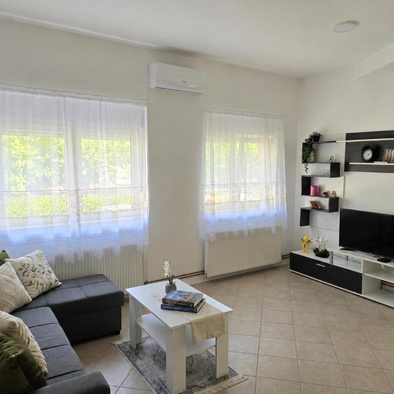 Iskra Apartment 2 - Apartment mit 1 Schlafzimmer - 1