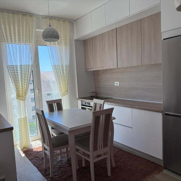 Modern 2-Bedroom Apartment, Becici, Budva - Apartman sa 2 Spavaće Sobe i Balkonom - 22