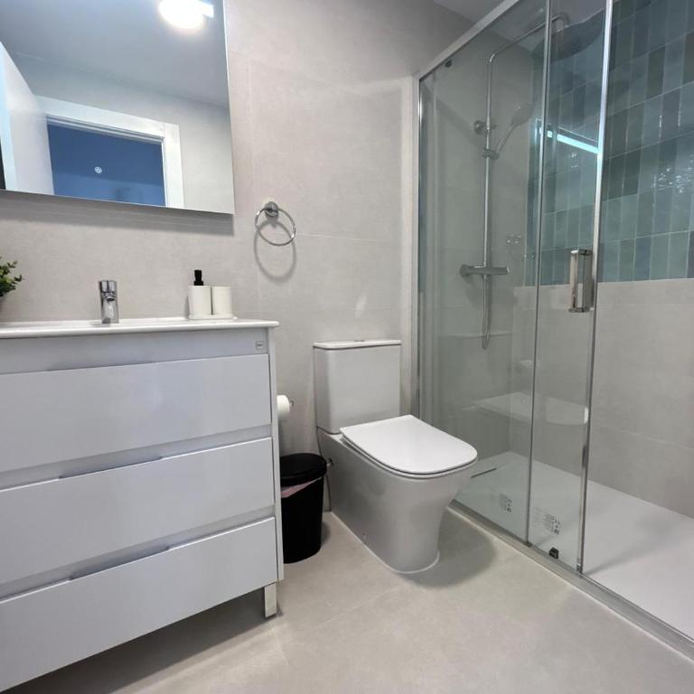 Velilla Parking Free - Appartement 2 Chambres avec Terrasse et Vue sur la Mer - 38