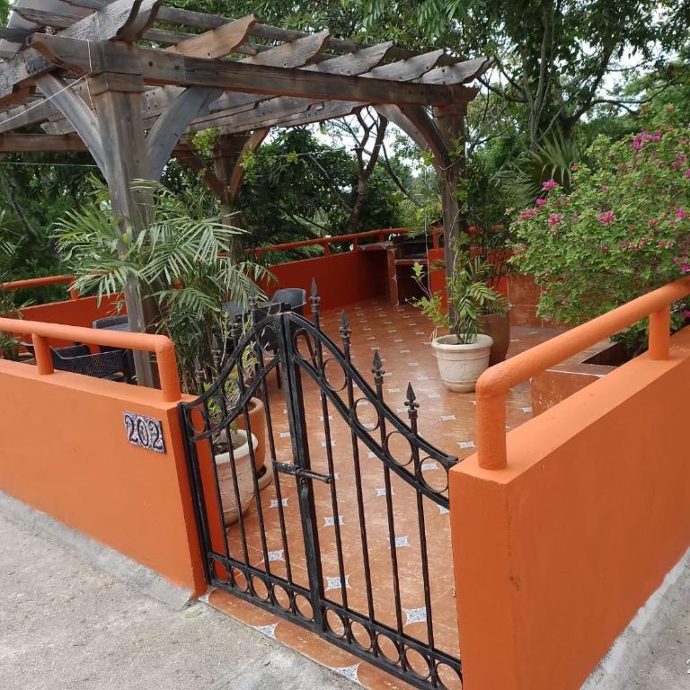 Kam Na Ha #202 - Elegant, newly listed, 2 Bedroom Retreat with Rooftop Oasis and Pool - Apartment mit 2 Schlafzimmern - 30