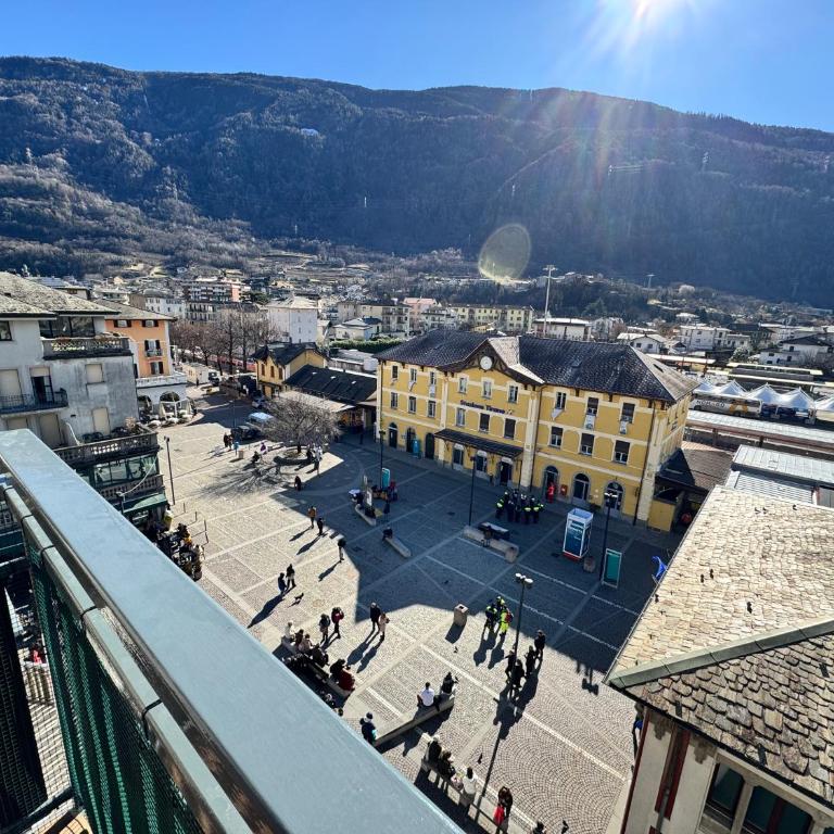 Alpenblick Tirano Station - Three-Bedroom Apartment with Mountain View - 19