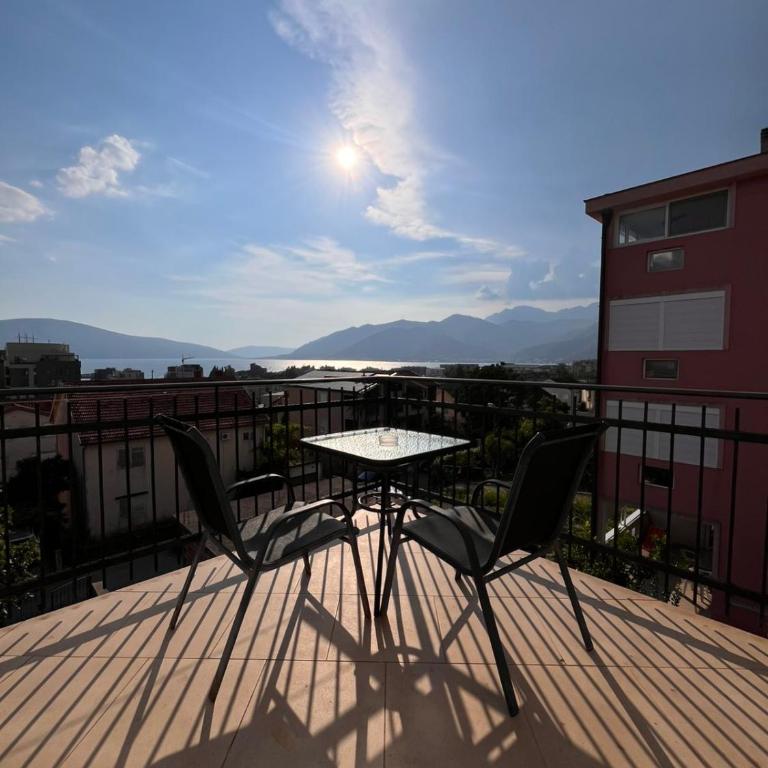 Studio apartman Milica - Apartment with Balcony - 1