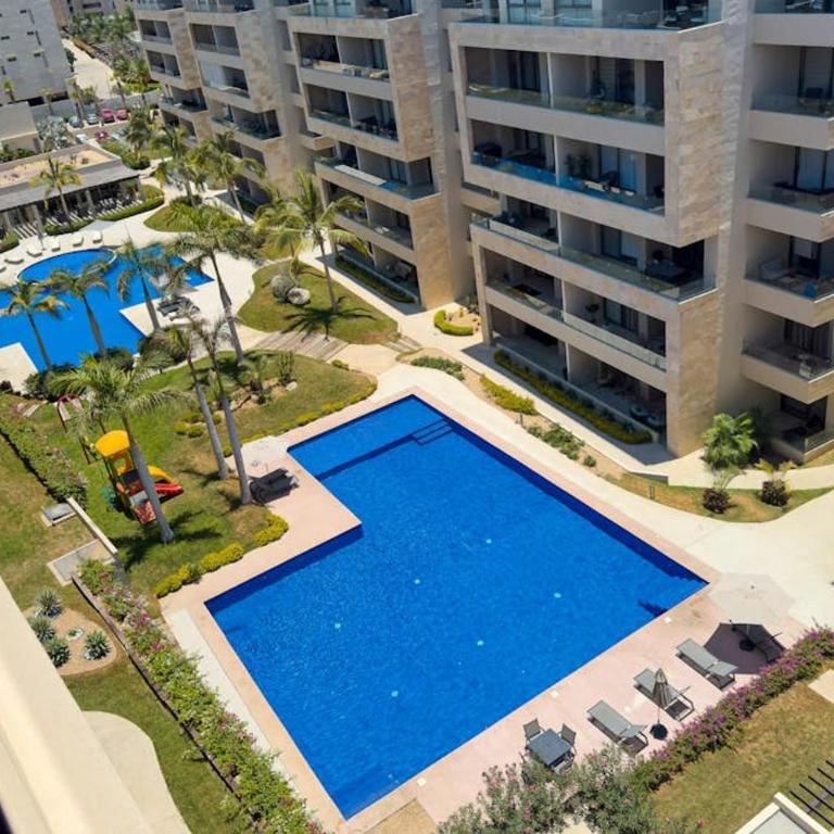Bright Coastal Condo with Ocean-view Balcony, Gym, Pools, BBQ & kid’s park - Ferienhaus - 30