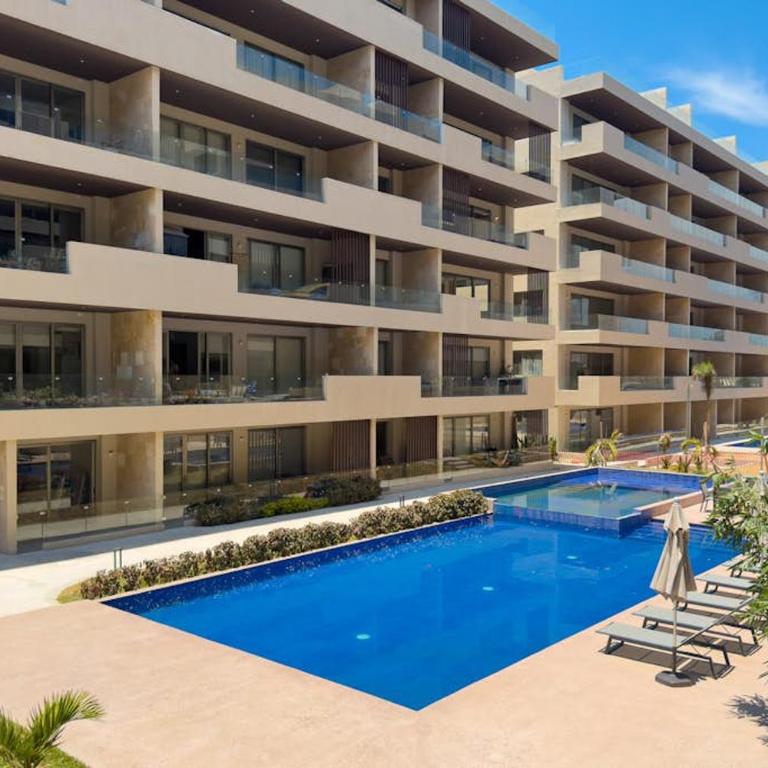 Bright Coastal Condo with Ocean-view Balcony, Gym, Pools, BBQ & kid’s park - Ferienhaus - 36