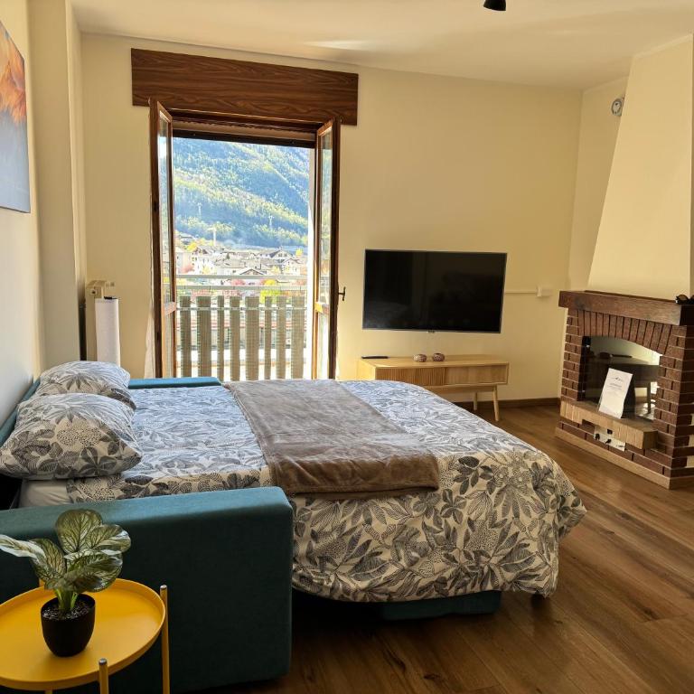 Alpenblick Tirano Station - Three-Bedroom Apartment with Mountain View - 3