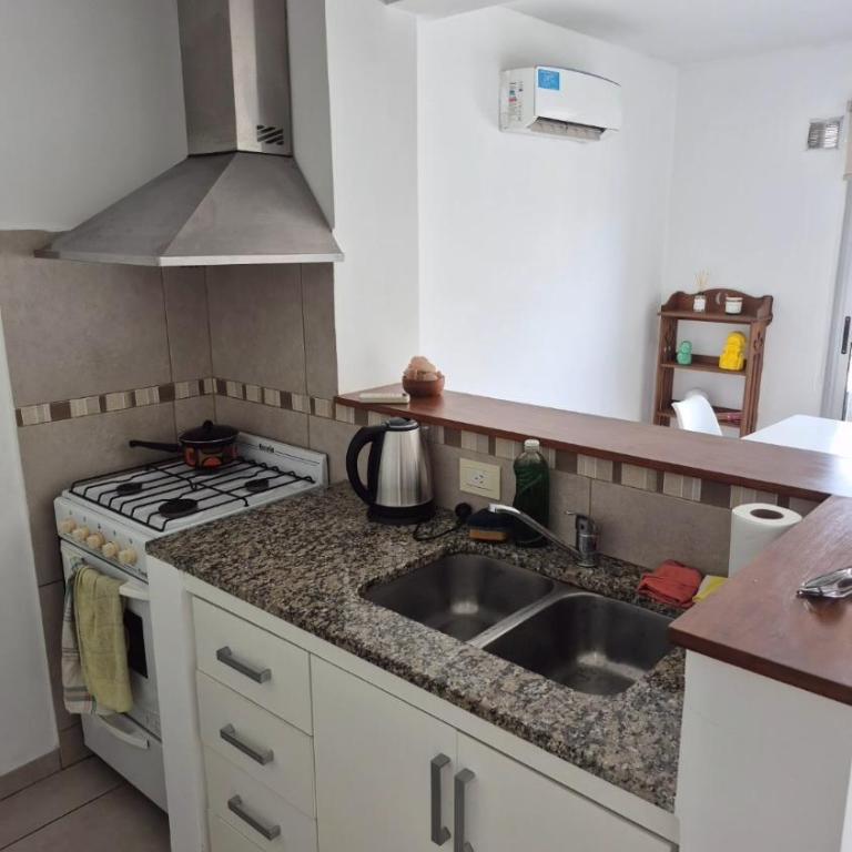 Departamento 2 ambientes, amoblado con cochera, La Plata - Apartamento de 1 dormitorio - 6