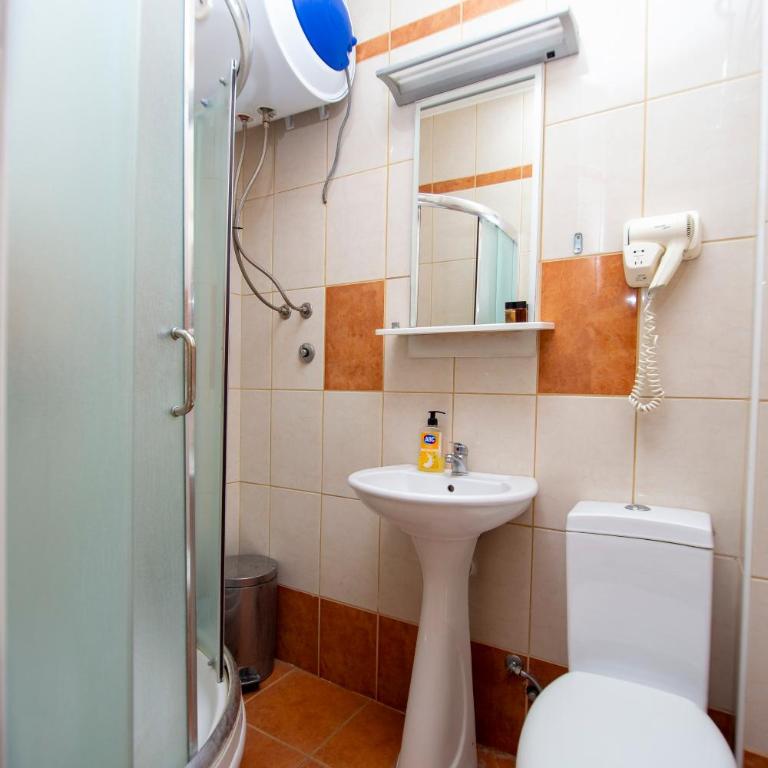 Apartments Palma - Četvorokrevetna Soba s Terasom - 3