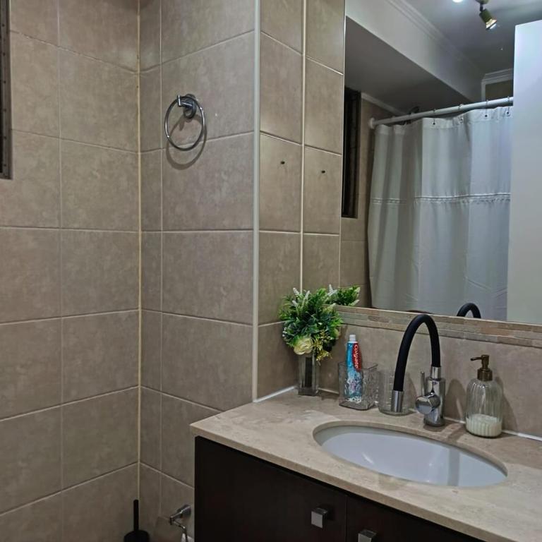 Encantador para familias, 2 dormitorios, 2 baños - Apartamento de 2 dormitorios - 17