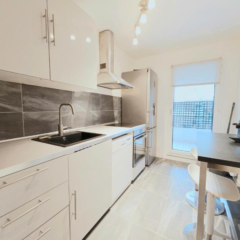 Apartment with Terrace and Parking Paris 16 - Appartement 1 Chambre Supérieur avec Balcon - 7