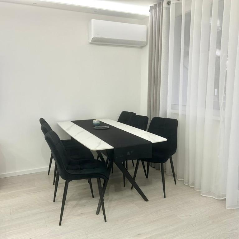 Apartment UrbanVista Sarajevo - Apartman sa 3 Spavaće Sobe - 6