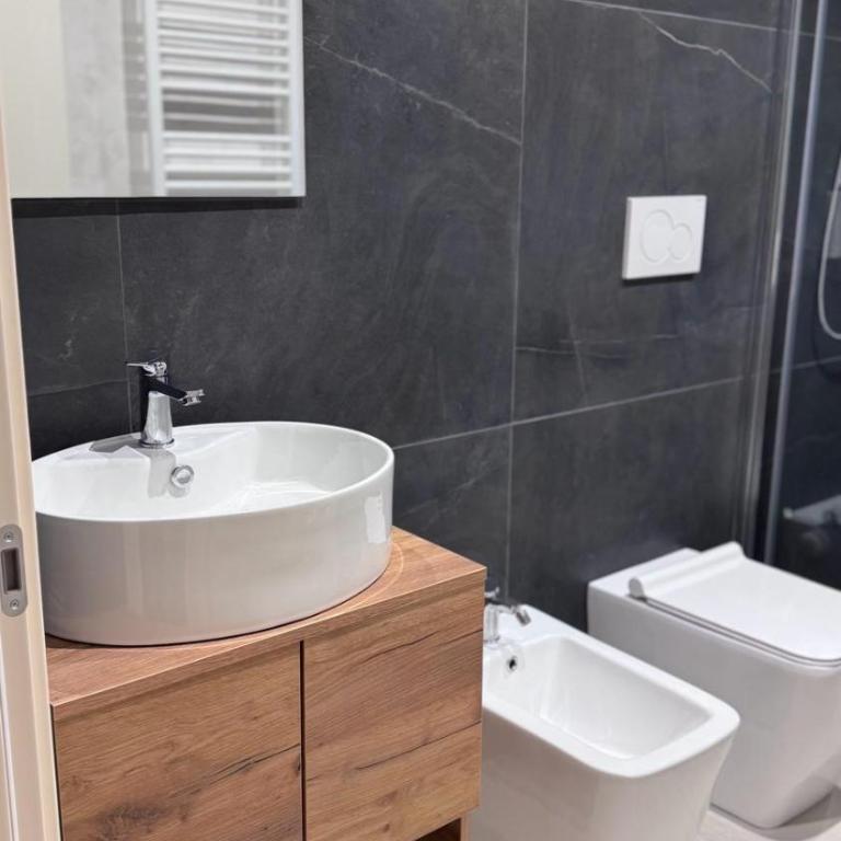 Riccione Beach Apartments - One-Bedroom Apartment - 17
