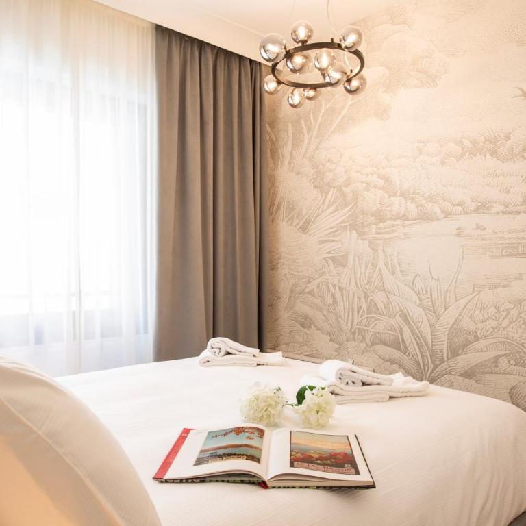 Boutique Suites - Two-Bedroom Apartment - 26