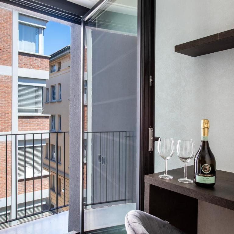 Boutique Suites - Two-Bedroom Apartment - 22