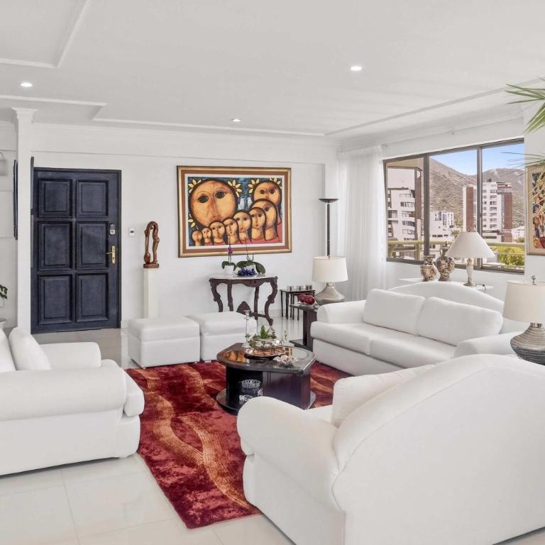 3BR Sky Oasis Penthouse with City Views Parking Country Club Zone - Apartamento - 13