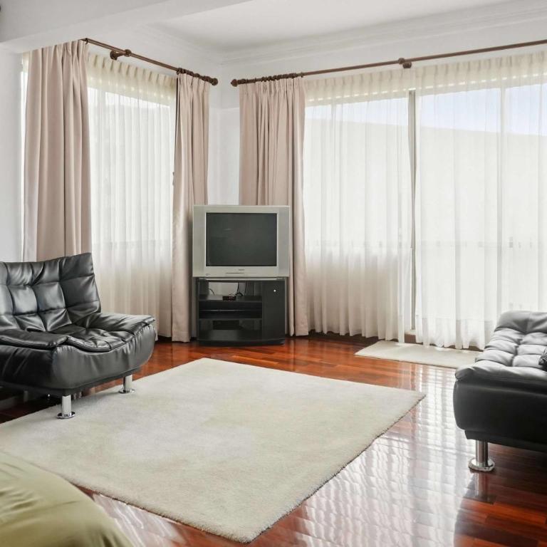 3BR Sky Oasis Penthouse with City Views Parking Country Club Zone - Apartamento - 51