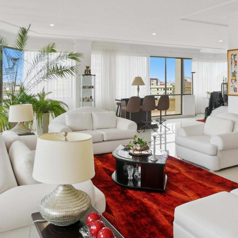 3BR Sky Oasis Penthouse with City Views Parking Country Club Zone - Apartamento - 12